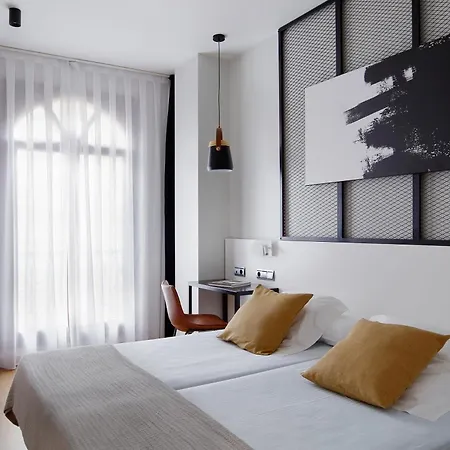 Marques, Blue 기욘