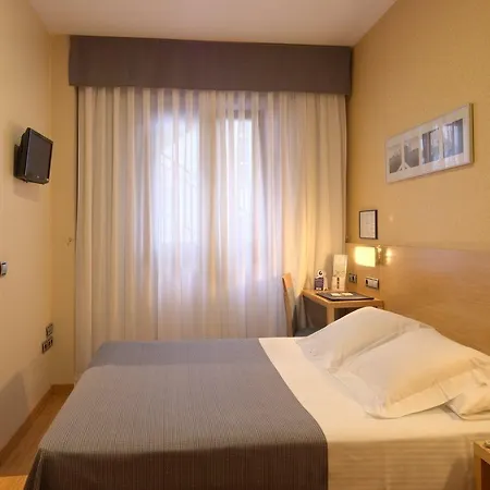 Marques, Blue Hotel Gijon