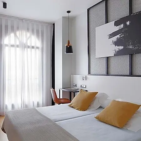 Hotel Marques, Blue 3*