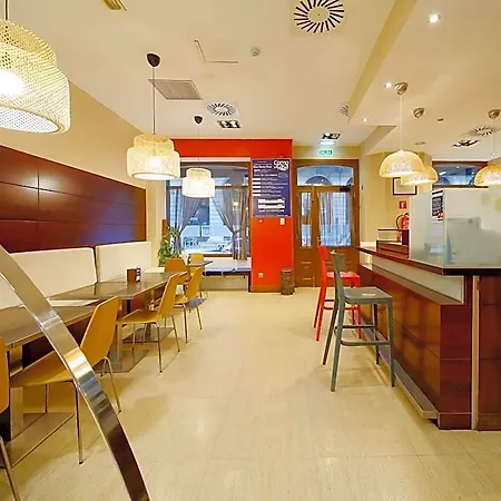 Hotel Marques, Blue 3*