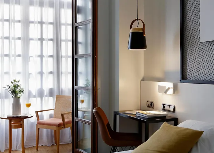 Marqués, Blue Hotel