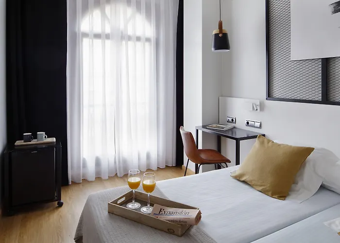 Marqués, Blue Hotel