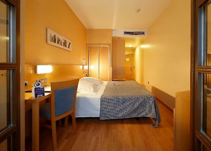 Marqués, Blue Hotel