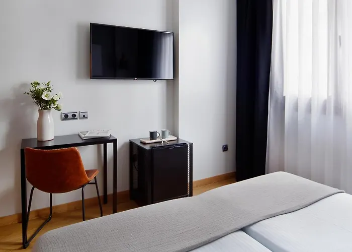 מלון Marques, Blue 3*